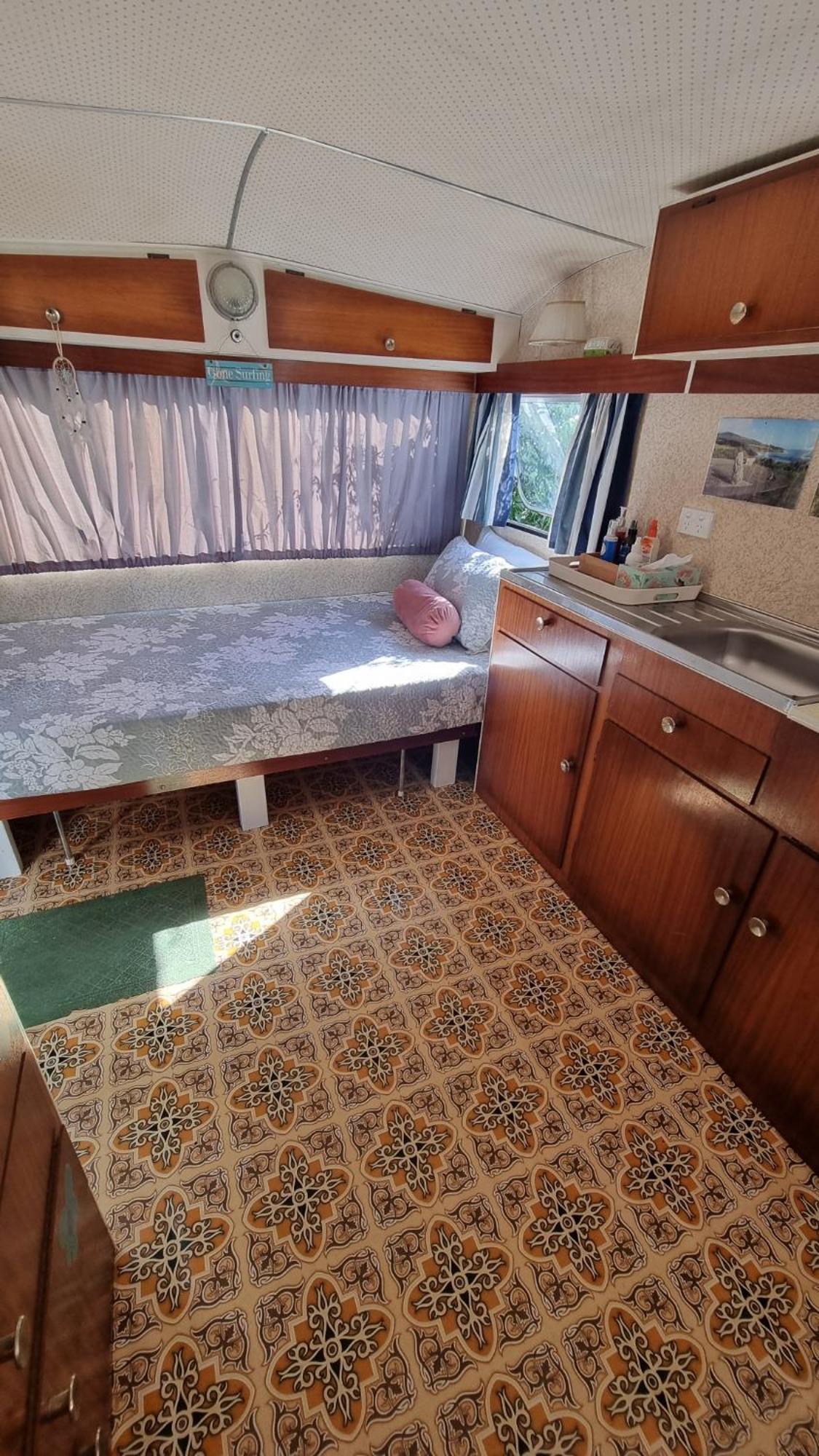 Raglan West Retro Beach Vibe Accommodation Bilik gambar